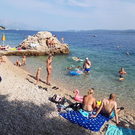 Apartments Iva Omiš Kültér fotó